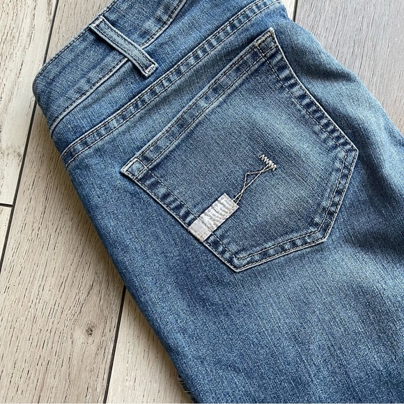 Ariat Classic Blue Women's Jeans - Picture 5 of 8